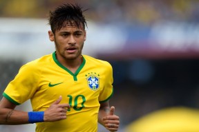 AYX官网-《英雄联盟全球总决赛，传奇对决掀起战火》，英雄联盟全球总决赛2021视频