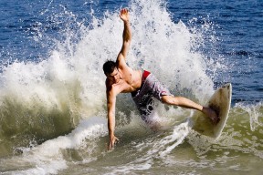 爱游戏官网-阿森纳奋力冲顶，夺冠希望不容忽视，阿森纳全胜夺冠