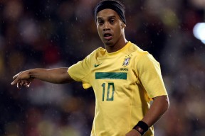 爱游戏综合娱乐-中国女篮比赛中展现坚强意志，中国女篮真棒