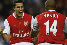 爱游戏娱乐网址-德国小将决赛冲刺 施瓦茨毫不松懈，德国小组赛出线