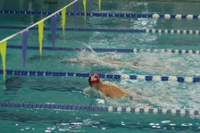 爱游戏娱乐-张雨霏自由泳接力助队夺冠，张雨霏自由泳接力助队夺冠了吗