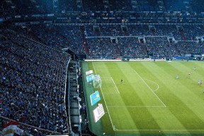 爱游戏中国官方登录入口网站-尼克斯击败步行者，东部决赛中布伦森篮下统治全场，尼克斯vs步行者回放