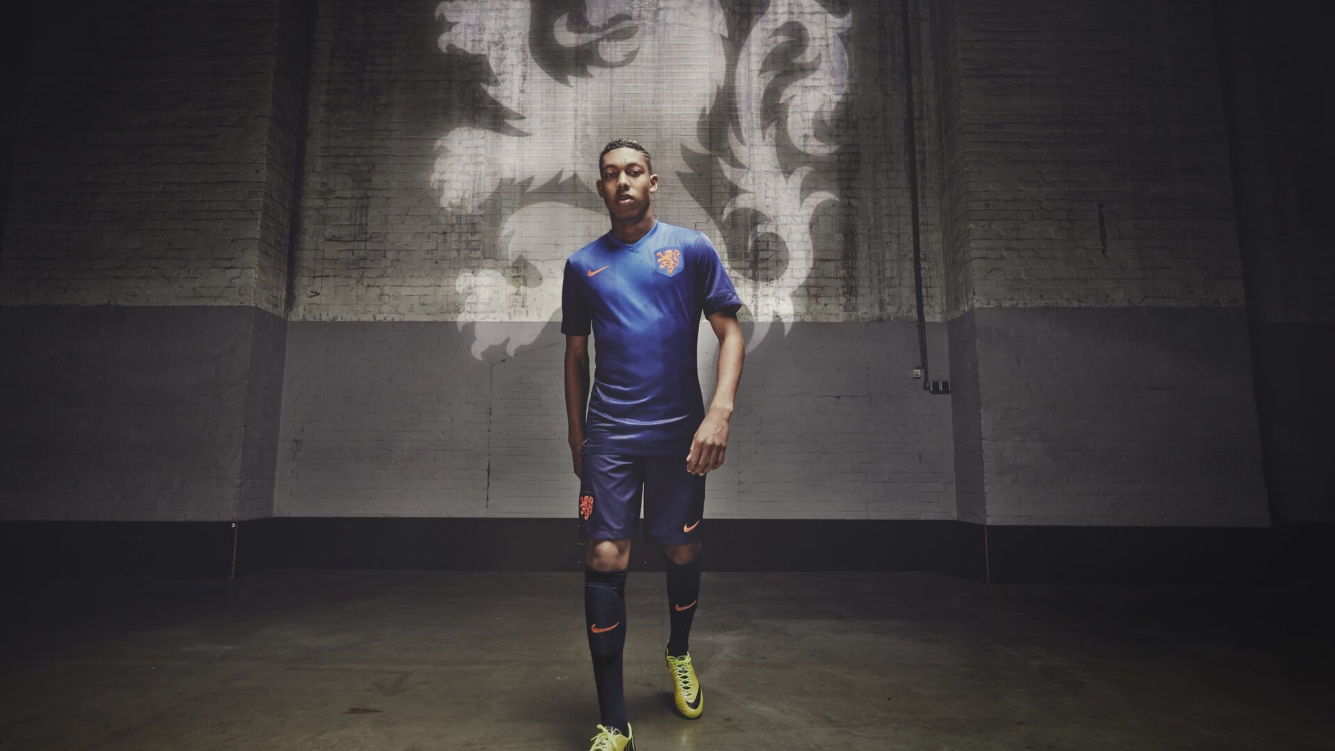 西甲精彩瞬间：突破防线、精彩得分！，西甲进球视频